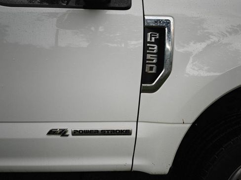 Used 2022 Ford F350 XL w/ FX4 Off-Road Package AWD/4WD image 4