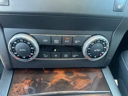 Used 2011 Mercedes-Benz GLK 350 4MATIC image 64