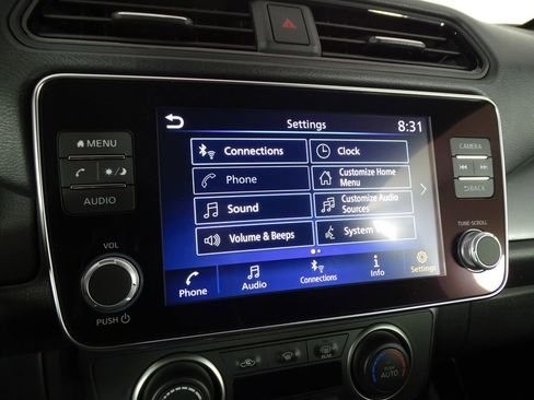 Used 2023 Nissan Leaf S image 36