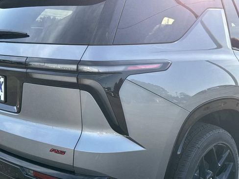 New 2026 Chevrolet Traverse RS FWD image 13