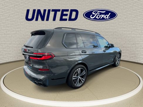 Used 2026 BMW X7 M60i w/ Executive Package AWD/4WD image 8