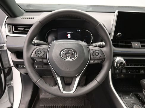 Certified 2025 Toyota RAV4 SE image 16