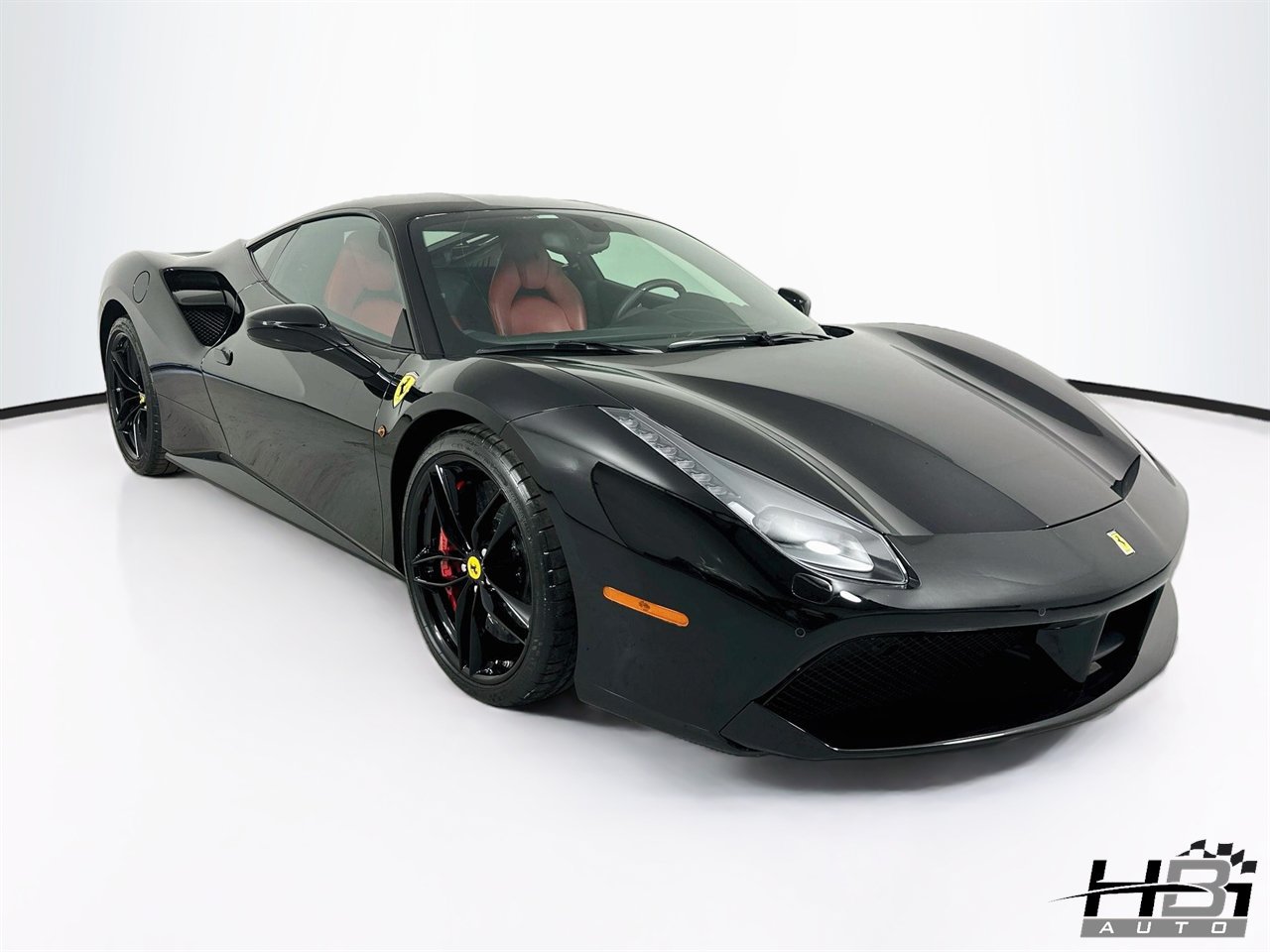 Used 2016 Ferrari 488 GTB RWD image 3