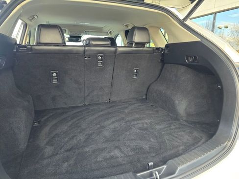 Used 2018 MAZDA CX-5 Touring w/ Preferred Equipment Package image 16