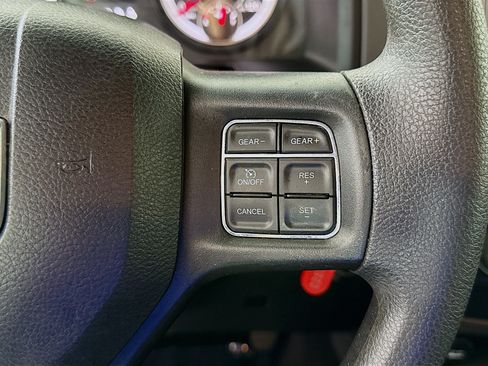 Used 2020 RAM 1500 Tradesman w/ Chrome Plus Package RWD image 15