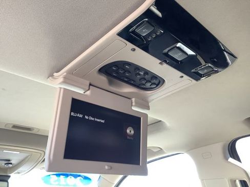 Used 2015 GMC Yukon SLT w/ Open Road Package image 26