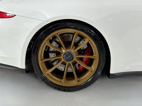 Used 2015 Porsche 911 GT3 image 37