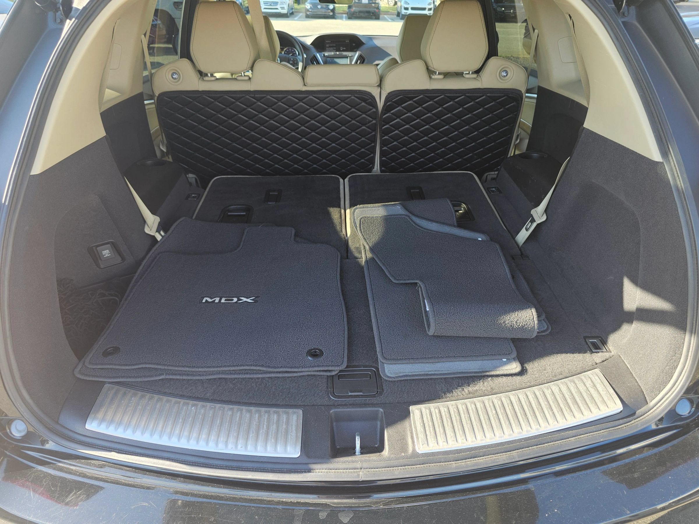 Used 2020 Acura MDX w/ Technology Package FWD image 34