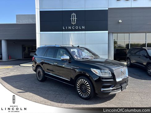 Used 2018 Lincoln Navigator Black Label w/ Cargo Package AWD/4WD image 1