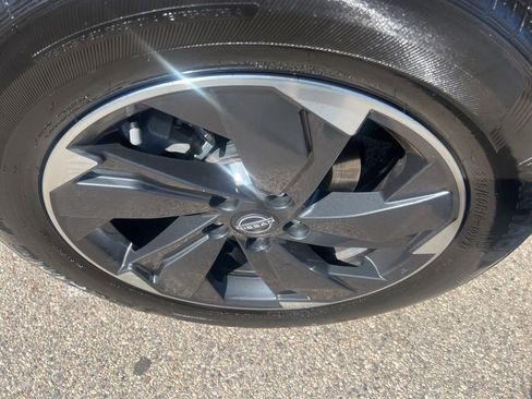 Used 2024 Nissan Rogue SV image 41