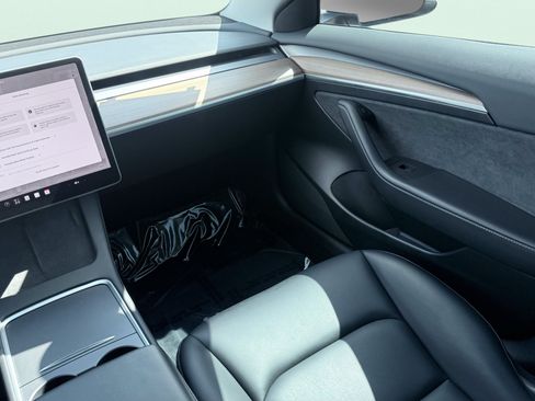 Used 2023 Tesla Model 3 Standard Range RWD image 43