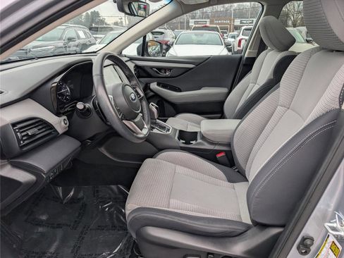 Used 2022 Subaru Outback Premium image 17