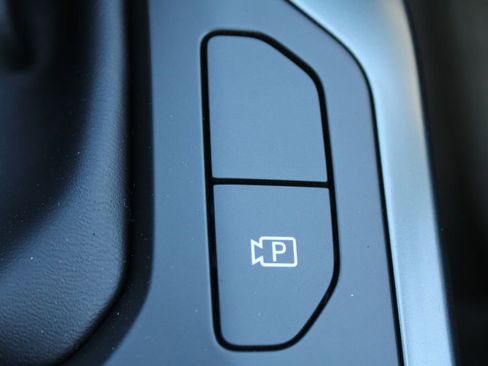 New 2025 Kia K4 LXS image 35