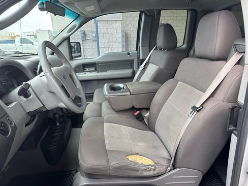Used 2006 Ford F150 XLT image 12