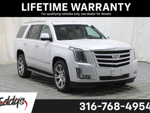 Used 2018 Cadillac Escalade Premium Luxury image 1