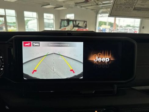 New 2026 Jeep Wrangler Unlimited Rubicon AWD/4WD image 35