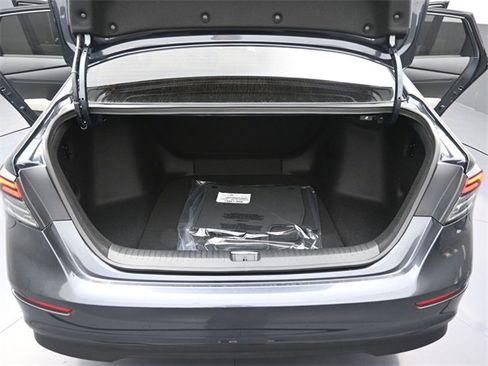 New 2025 Honda Accord LX image 7