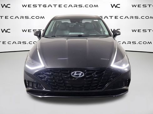 Used 2021 Hyundai Sonata Limited w/ Cargo Package FWD image 2