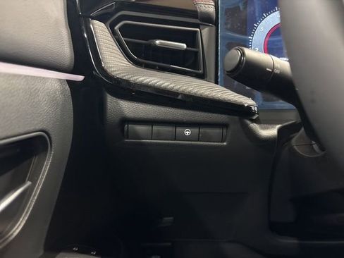 New 2026 Nissan Kicks SR w/ Cold Weather Package image 18