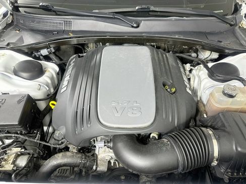 Used 2022 Chrysler 300 S w/ Comfort Group RWD image 9