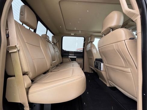 Used 2017 Ford F350 Lariat w/ Lariat Ultimate Package image 23