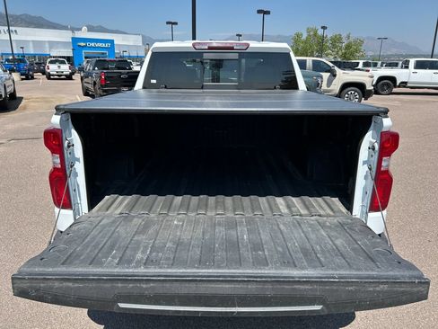 Used 2023 Chevrolet Silverado 1500 LT Trail Boss w/ LT Trail Boss Premium Package AWD/4WD image 5