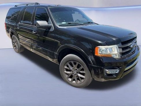 Used 2017 Ford Expedition EL Limited w/ Equipment Group 301A RWD image 4