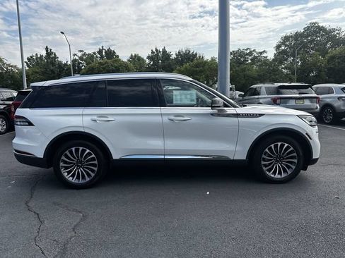 Certified 2023 Lincoln Aviator AWD w/ Premium Package image 4