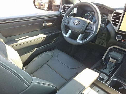 New 2026 Toyota Tundra SR5 AWD/4WD image 9