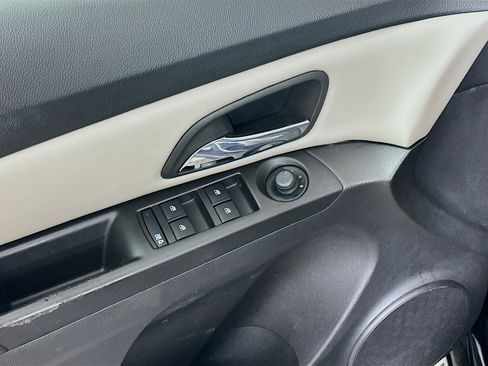 Used 2012 Chevrolet Cruze LS w/ Connectivity Package FWD image 15