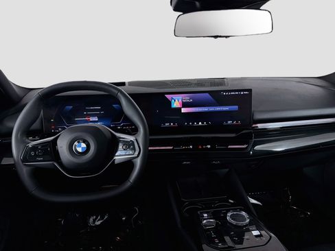 Used 2024 BMW 530i w/ Executive Package RWD image 17