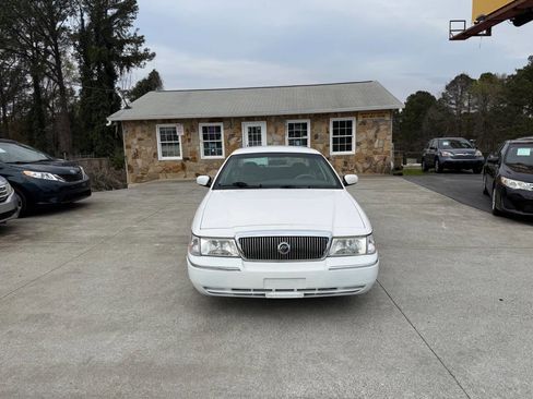 Used 2003 Mercury Grand Marquis GS image 2