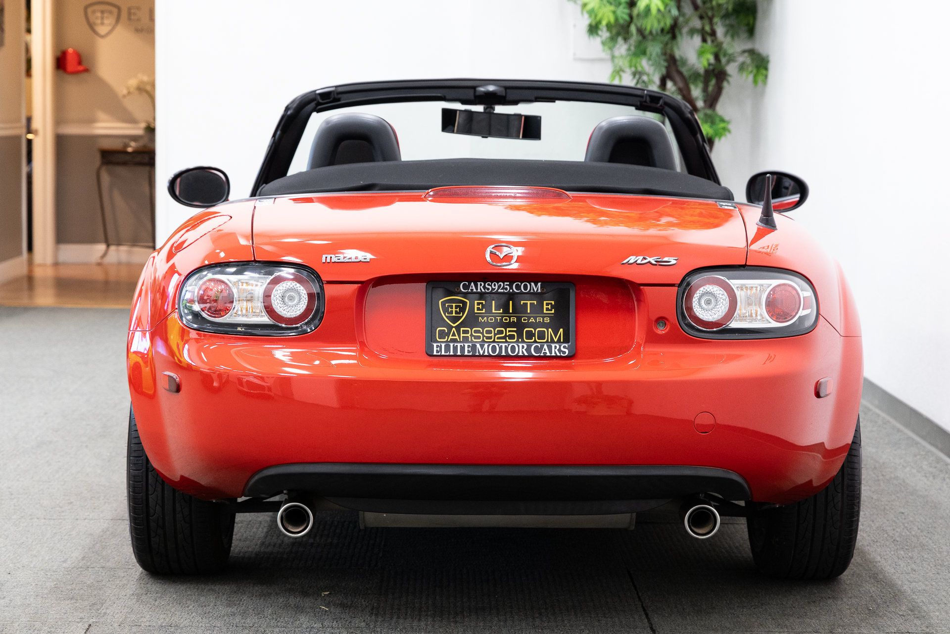Used 2007 MAZDA MX-5 Miata SV RWD image 4