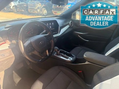 Used 2024 Chevrolet Trax RS FWD image 5