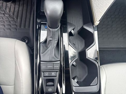 Certified 2025 Toyota Camry XLE image 17