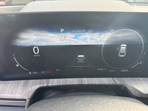 Used 2024 Kia Telluride SX Prestige w/ Towing Package image 22