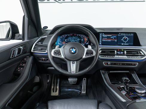 Certified 2022 BMW X5 xDrive40i w/ M Sport Package image 17