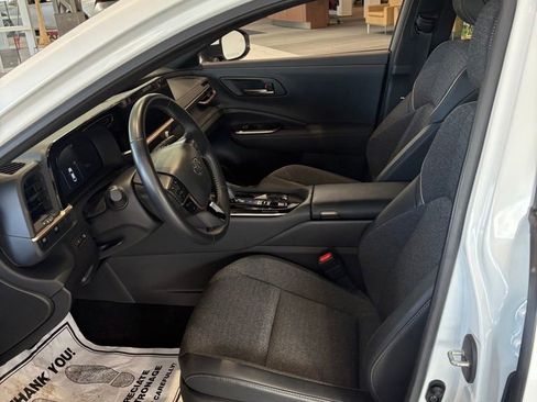 Used 2024 Toyota Crown XLE image 14