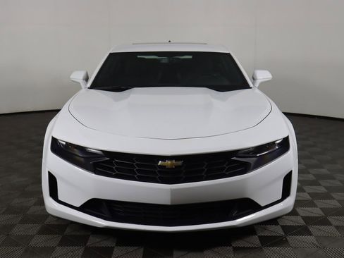 Used 2023 Chevrolet Camaro LT image 8