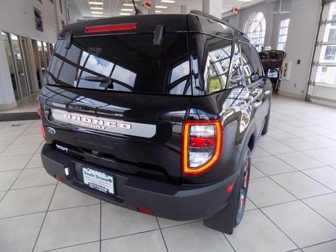 Used 2024 Ford Bronco Sport Free Wheeling w/ Convenience Package AWD/4WD image 9
