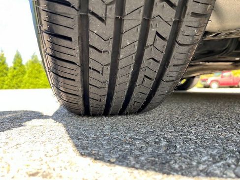 Used 2020 Chevrolet Equinox LS FWD image 48