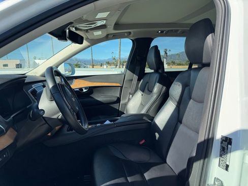 Used 2021 Volvo XC90 T8 Inscription Expression w/ Protection Package Premier image 5