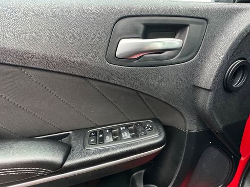 Used 2023 Dodge Charger SXT image 11