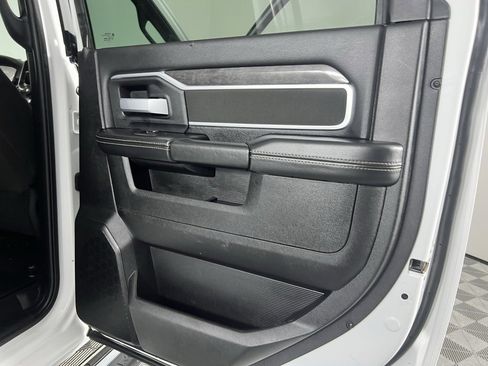 Used 2024 RAM 2500 Big Horn w/ Bed Utility Group image 30