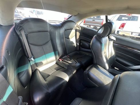 Used 2015 INFINITI Q60 Convertible w/ Premium Package RWD image 9