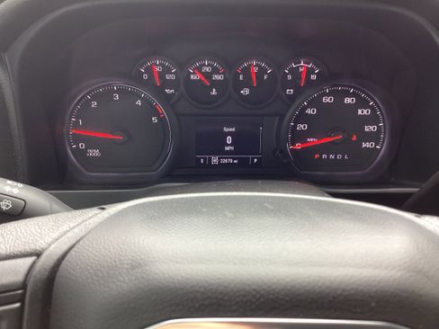 Used 2024 GMC Sierra 2500 Pro AWD/4WD image 17