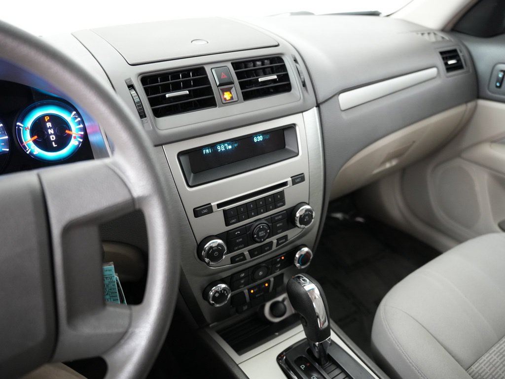 Used 2012 Ford Fusion S FWD image 16
