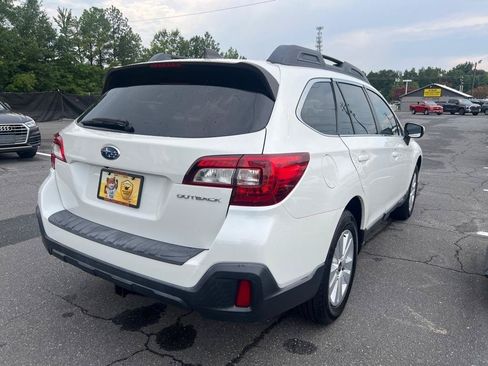 Used 2019 Subaru Outback 2.5i Premium AWD/4WD image 4