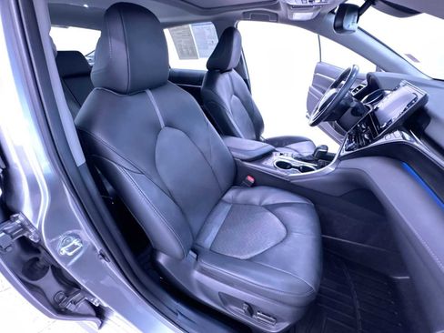 Used 2024 Toyota Camry XLE FWD image 35