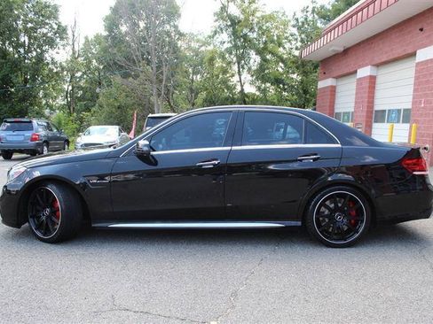 Used 2015 Mercedes-Benz E 63 AMG S-Model image 2